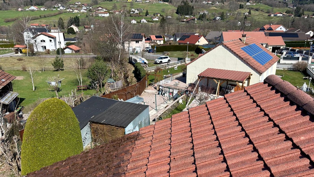 Démoussage de toiture Calmel Couverture