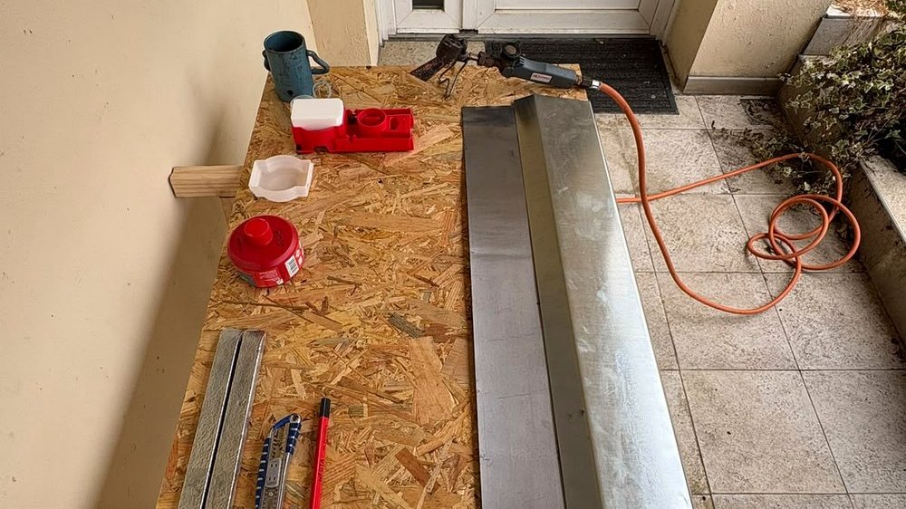 Zinguerie sur-mesure, zinc plié à la main par Calmel Couverture